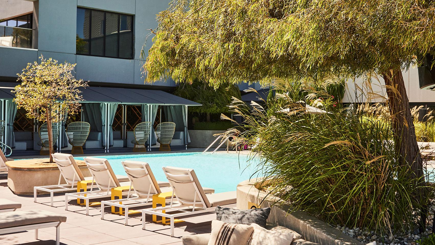 Kimpton Sawwyer Hotel pool